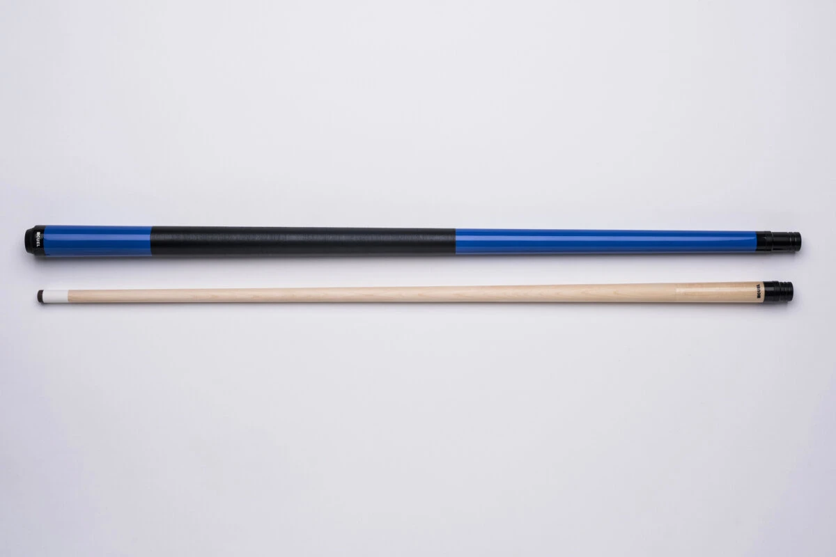 CUEL Code Blue Billard-Queue blau für Poolbillard, 2-teilig, mit Vollholz-Oberteil, Leinen-Griffband, 3/8x10-Gewinde