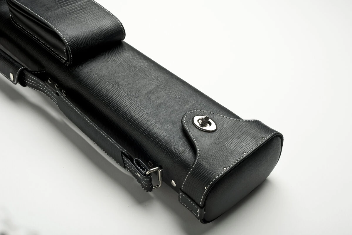Cuel Billard-Köcher „Hustler Black“ 3/5 für Pool-Billard-Queues, schwarz, aus feinem Kunstleder, mit drei Seitentaschen für Billardzubehör