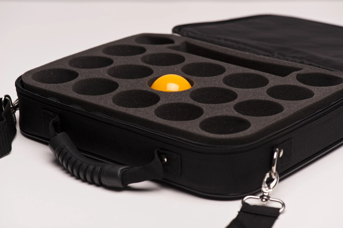 Kugel-Koffer / Ball-Tasche für 16 Pool-Billard-Kugeln 57,2mm