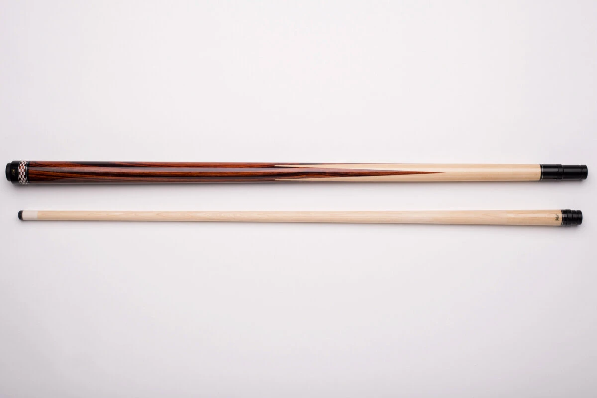 MIT MY4-001 "Sneaky Pete" Pool-Billard-Queue, 2-teilig, mit Einlegearbeiten und Klebeleder, Vollholz-Oberteil und lackiertem Griff inkl. Gewindeschoner